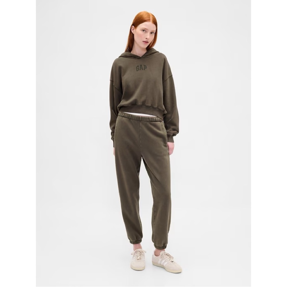 NWT GAP Women's Khaki Vintage Soft Jogger Sweatpants size Small